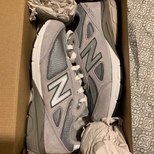 New balance 990 wide with size 6 big kid